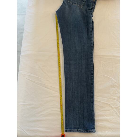 Kut from the Kloth Distressed Mid Rise Straight Leg Size 8 Jeans - Picture 6 of 6
